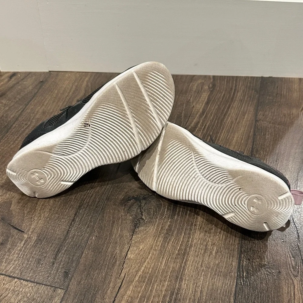 Girl's UA Black and Purple Athletic Shoes - Picture 7 of 7